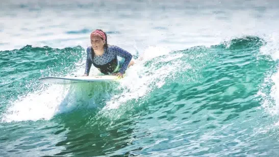 IMG_8768-copy_547x360_acf_cropped.jpg Surf- mer- vague